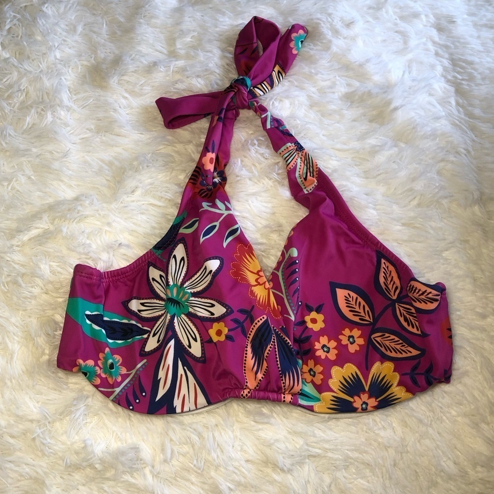 VENUS Magenta Floral Bikini Top NWOT Size DD - Picture 2 of 11